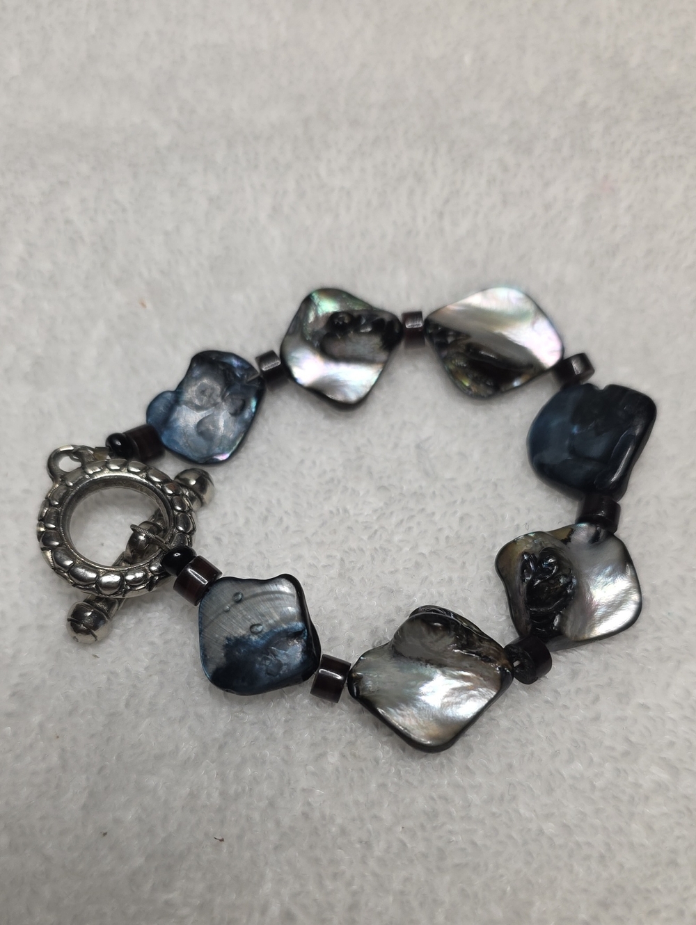 Vintage Iridescent Peacock Blue/Black Lip Mother of Pearl/Shell Toggle Bracelet